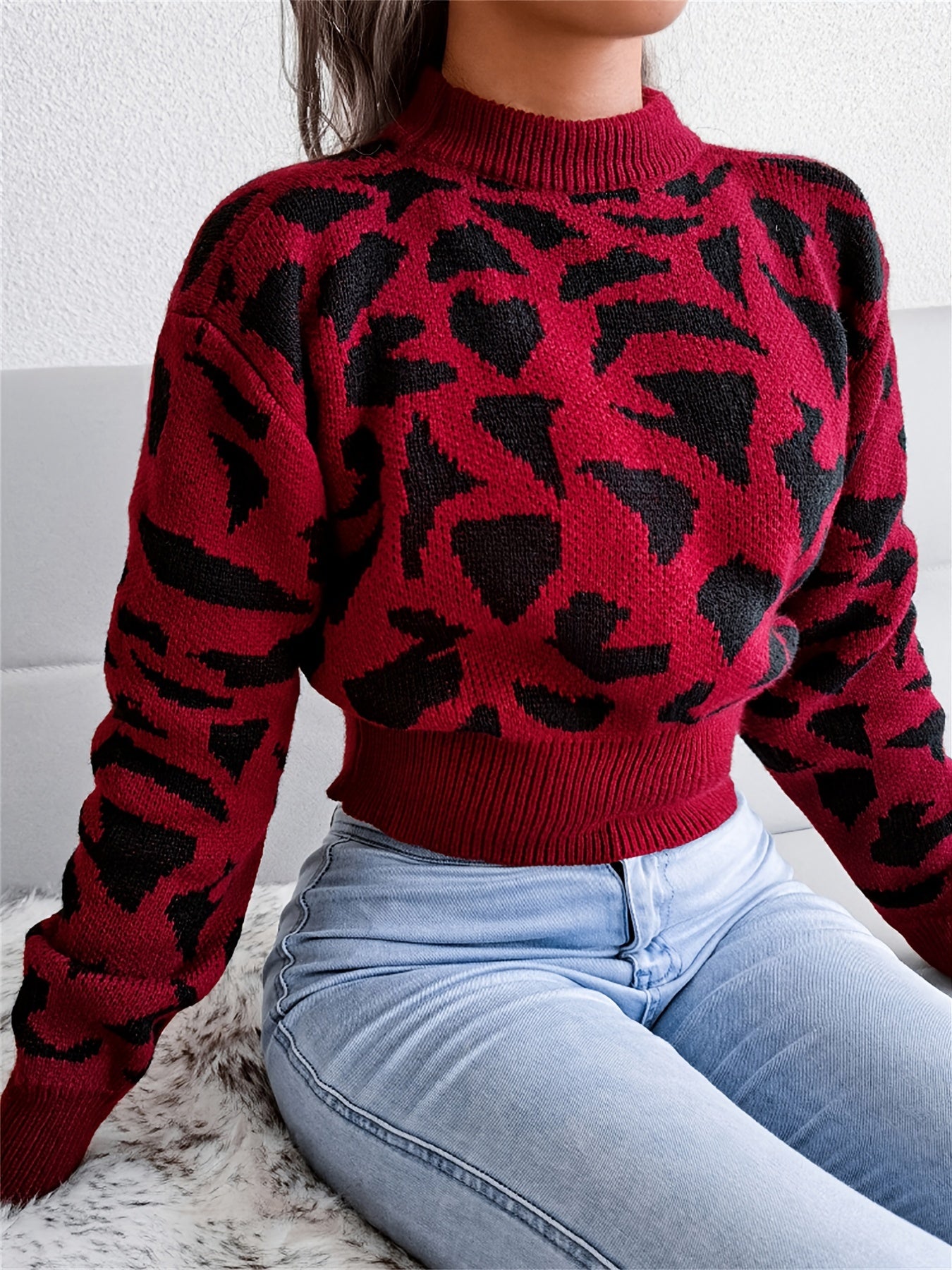 Leopard Print Crop Sweater, Casual Crew Neck Long Sleeve Sweater, Casual Tops For Fall & Winter, Women's Clothing