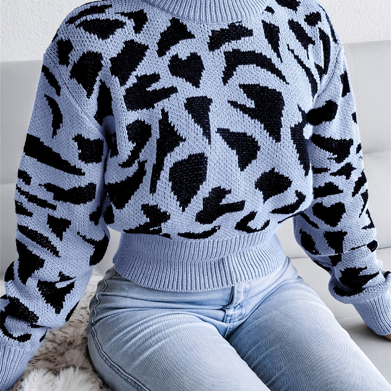 Leopard Print Crop Sweater, Casual Crew Neck Long Sleeve Sweater, Casual Tops For Fall & Winter, Women's Clothing
