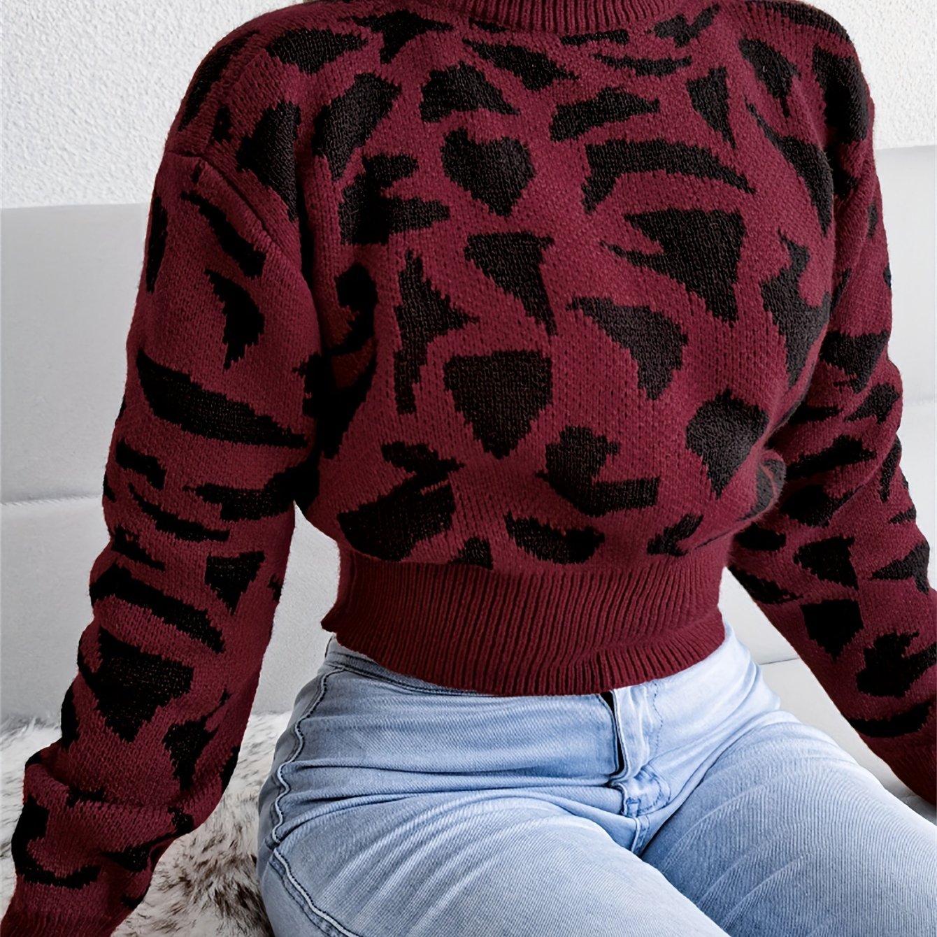 Leopard Print Crop Sweater, Casual Crew Neck Long Sleeve Sweater, Casual Tops For Fall & Winter, Women's Clothing