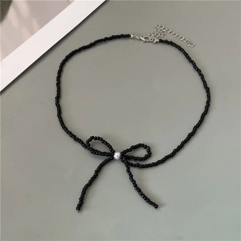 Korean Fashion Knotbow Choker Necklace for Girl Trendy Romantic Handmade Rice Beads Short Neck Jewelry Gift for Friend Wholesale