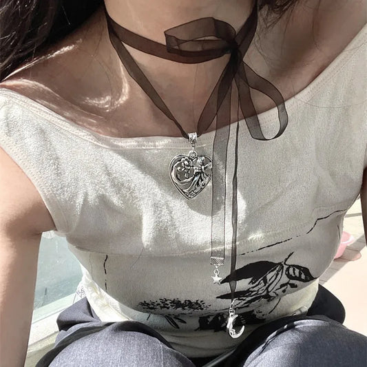 Hyperbole Punk Irregular Heart Flower Star Moon Vintage Pendant  Lace Chains Choker Necklace Jewelry Women Y2k 2000s Accessories