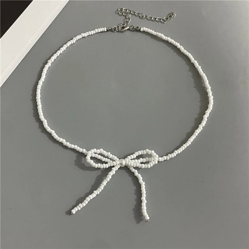 Korean Fashion Knotbow Choker Necklace for Girl Trendy Romantic Handmade Rice Beads Short Neck Jewelry Gift for Friend Wholesale