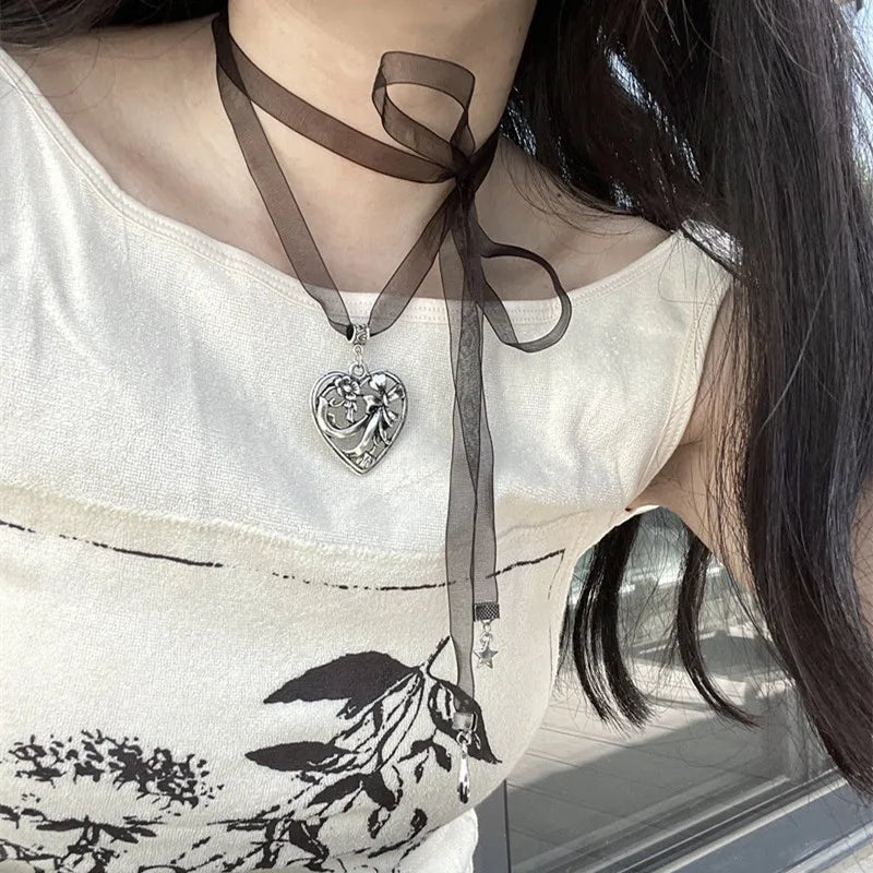 Hyperbole Punk Irregular Heart Flower Star Moon Vintage Pendant  Lace Chains Choker Necklace Jewelry Women Y2k 2000s Accessories